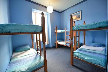 هاستل Oban Backpackers