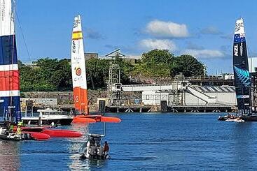 تختخواب و صبحانه The Kynance House On Plymouth Hoe ,26 Ensuite Rooms