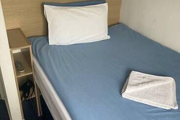 Hostel Alma