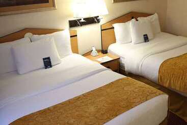 هتل Americinn By Wyndham Denver Airport