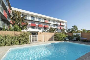 هتل Best Western Les Aureliades Saint Nazaire