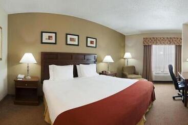 هتل Holiday Inn Express & Suites   El Dorado, An Ihg