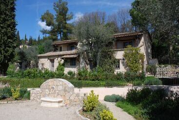 هتل Hôtel Du Clos