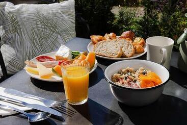 هتل Ibis Valenciennes