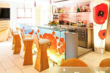 هتل Ibis Valenciennes