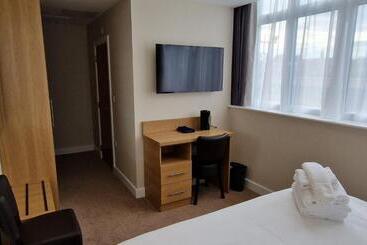 هاستل Best Western Northfields Ealing