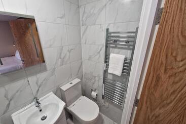 هاستل Best Western Northfields Ealing