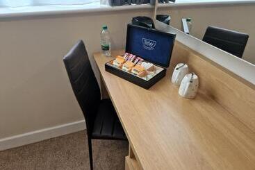 هاستل Best Western Northfields Ealing