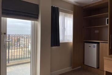 هاستل Best Western Northfields Ealing