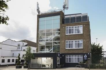 هاستل Best Western Northfields Ealing