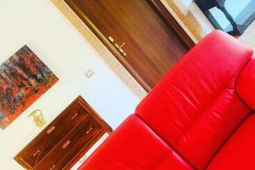 Residenza Locci  Rooms & Apartments