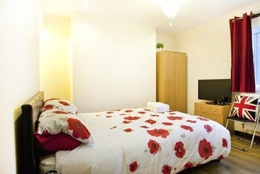 Victoria Centre Apartments In The Victoria Centre Shopping Centre   Nottingham City Centre   24 Hour