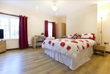 Victoria Centre Apartments In The Victoria Centre Shopping Centre   Nottingham City Centre   24 Hour
