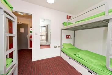 هاستل Yha Manchester
