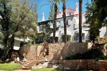 تختخواب و صبحانه Casa Vela Boutique House