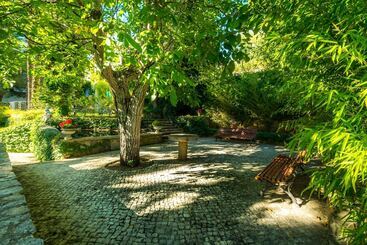 تختخواب و صبحانه Casa Vela Boutique House