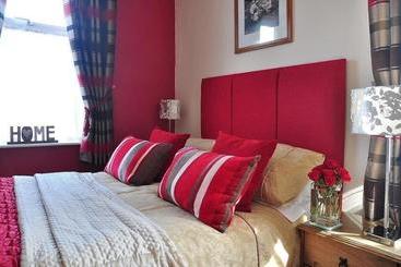 تختخواب و صبحانه Gregory's Guest House