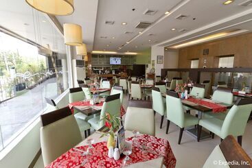 هتل Alpa City Suites