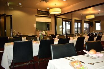 هتل Best Western Blackbutt Inn
