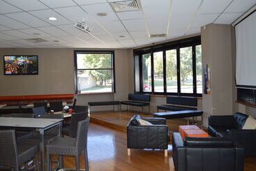 هتل Best Western Blackbutt Inn