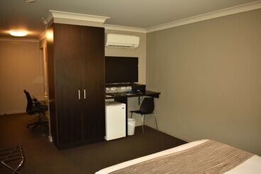 هتل Best Western Blackbutt Inn