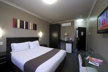 هتل Best Western Blackbutt Inn