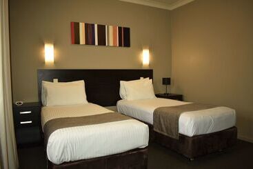 هتل Best Western Blackbutt Inn