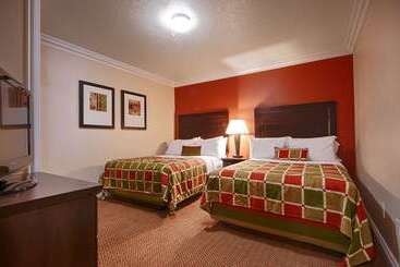 Best Western Plus Mirage Hotel And Resort