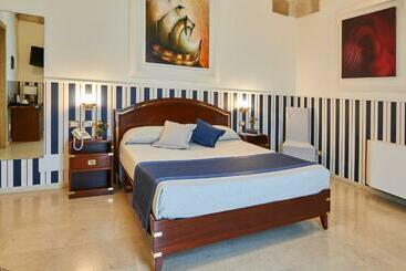 Corte Di Nettuno Cdshotels