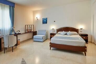 Corte Di Nettuno Cdshotels