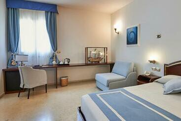 Corte Di Nettuno Cdshotels