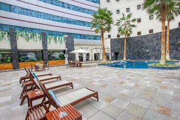 هتل Crowne Plaza Leon, An Ihg
