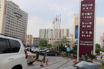 هتل Crowne Plaza Shenyang Parkview