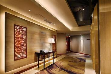 هتل Crowne Plaza Shenyang Parkview