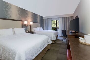هتل Hampton Inn Santa Barbara/goleta