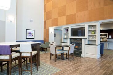 هتل Hampton Inn & Suites Hartfordmanchester