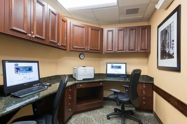 هتل Hampton Inn & Suites Hartfordmanchester
