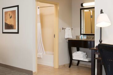 هتل Hampton Inn & Suites Hartfordmanchester