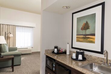 هتل Hampton Inn & Suites Hartfordmanchester