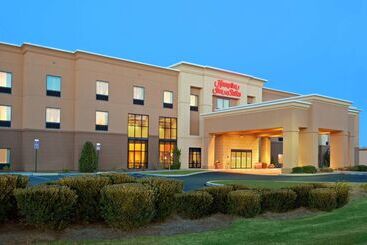 هتل Hampton Inn & Suites Hartfordmanchester
