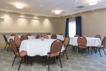 هتل Hampton Inn & Suites Hartfordmanchester