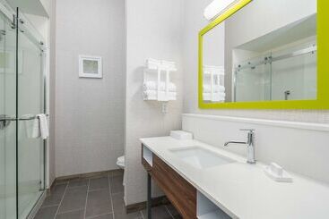 هتل Hampton Inn & Suites Hartfordmanchester