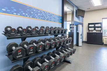 هتل Hampton Inn & Suites Hartfordmanchester