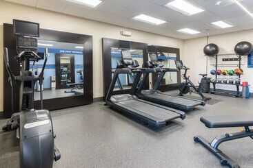 هتل Hampton Inn & Suites Hartfordmanchester