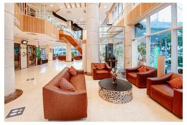 هتل Holiday Inn Dar Es Salaam, An Ihg