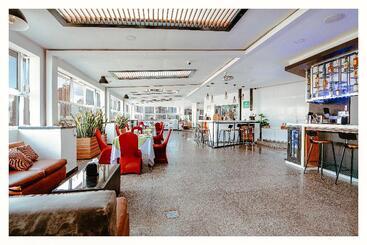 هتل Holiday Inn Dar Es Salaam, An Ihg