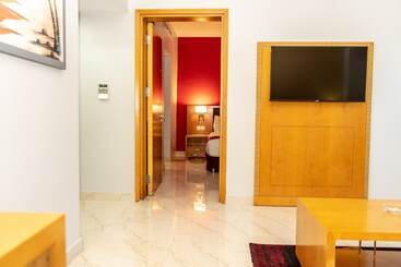 هتل Holiday Inn Dar Es Salaam, An Ihg