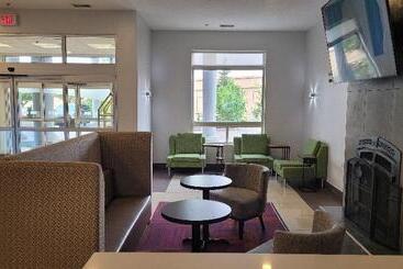 Holiday Inn Express Hotel & Suites Edmonton South, An Ihg