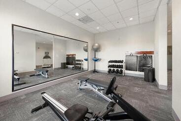 Holiday Inn Express Hotel & Suites Edmonton South, An Ihg