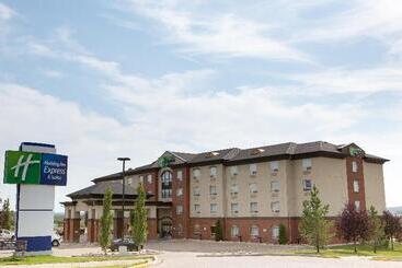 هتل Holiday Inn Express & Suites Drayton Valley, An Ihg
